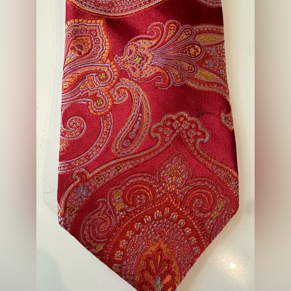 Ted Baker and Ike Behar neckties pinwheels and paisley. - Picture 7 of 8